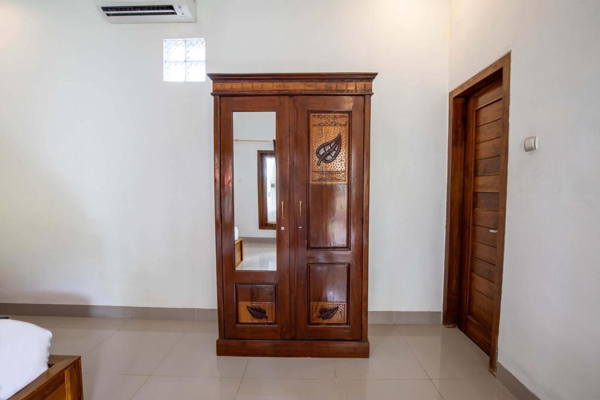 Coconut Hill Cottage Batununggul Exterior foto