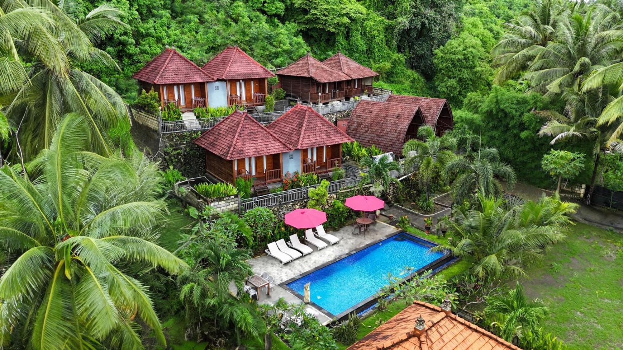 Coconut Hill Cottage Batununggul Exterior foto