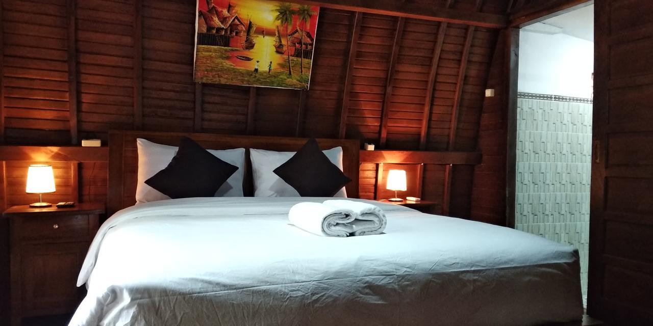 Coconut Hill Cottage Batununggul Exterior foto